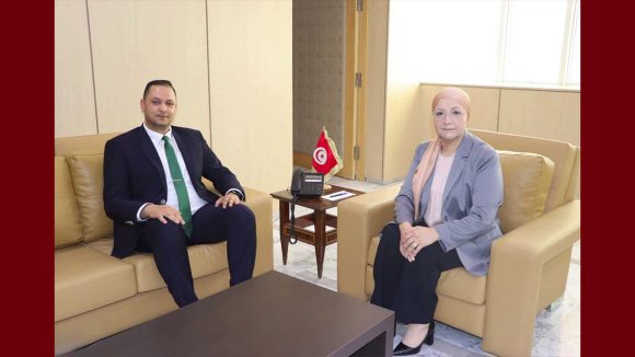 جمعية المحامين الشبان تثمن الأجواء الإيجابية التي دار فيها لقاء رئيسها مع وزيرة العدل