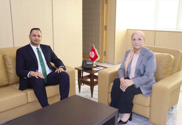 جمعية المحامين الشبان تثمن الأجواء الإيجابية التي دار فيها لقاء رئيسها مع وزيرة العدل