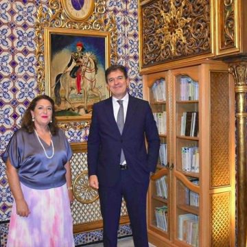 00 سفير إسبانيا في تونس في زيارة تهنئة إلى الرئيسة الجديدة ل «بيت الحكمة»