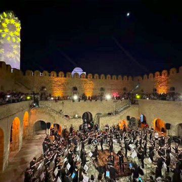 عازف الكمان زياد الزواري و منير الطرودي يلتقيان مع عشاق الفن الراقي بفرنسا