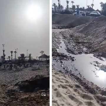  الحمامات: الحماية المدنية تمنع المصطافين من السباحة بسبب تسرب مياه l’Onas في البحر (فيديو)