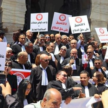 هيئة المحامين هيئة المحامين تدعو السلطة السياسية إلى تحمل مسؤولياتها