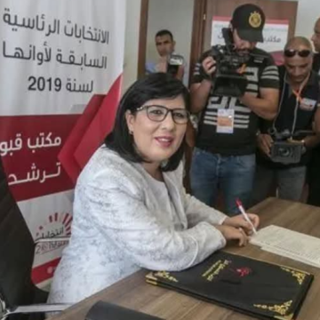 Abir Moussi استعدادا لانعقاد مؤتمر الدستوري الحر، بوذينة يوجه رسالة صريحة إلى رئيسة الحزب المعتقلة