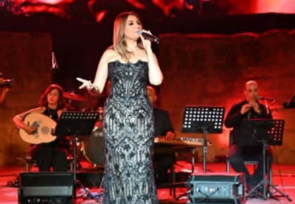 المسرح الأثري بقرطاج : حضور بقوة للفن الراقي في احياء الذكرى 70 لانبعاث الجيش