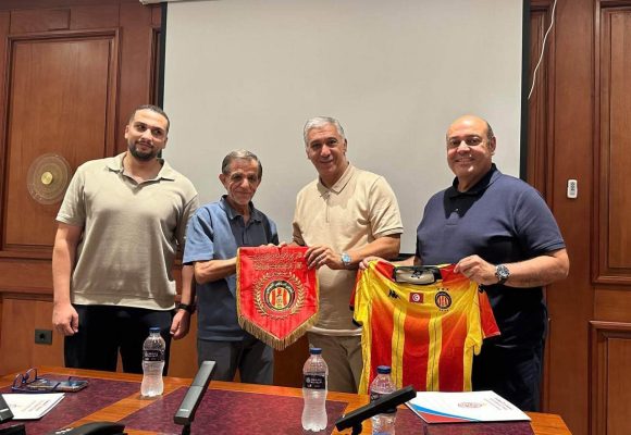 الواعر في ليبيا لانهاء تراتيب انضمام اللاعب البرازيلي ريبيرو إلى الترجي
