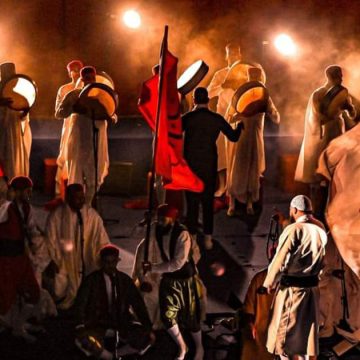 الزيارة بالمسرح الروماني بقرطاج: جامعة تونس للضمان الاجتماعي تنظم عرض “الزيارة”