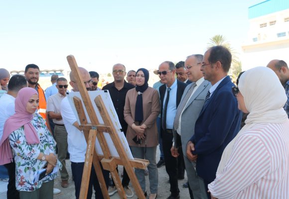 والي المهدية يعطي إشارة انطلاق بناء المسبح البلدي بالمهدية