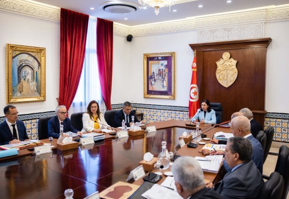 القصبة: الحكومة تستعد للعودة المدرسية والجامعية والتكوينية للسنة الدراسية