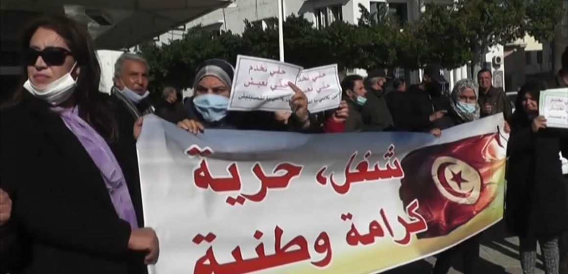 صحافة عندما يحاسب الشعب الدولة بوحدات الشغل والحرية والكرامة
