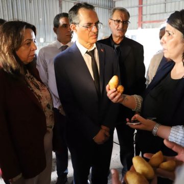 نابل: وزير الفلاحة يؤكد أهميّة تكوين المخزون التّعديلي للبطاطا ويعاين مخازن التّبريد بالجهة نابل: وزير الفلاحة يؤكد أهميّة تكوين المخزون التّعديلي للبطاطا ويعاين مخازن التّبريد بالجهة