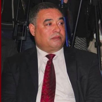 صلاح البرقاوي الأستاذ صلاح البرقاوي يكتب عن : “الحرية والخبز…”