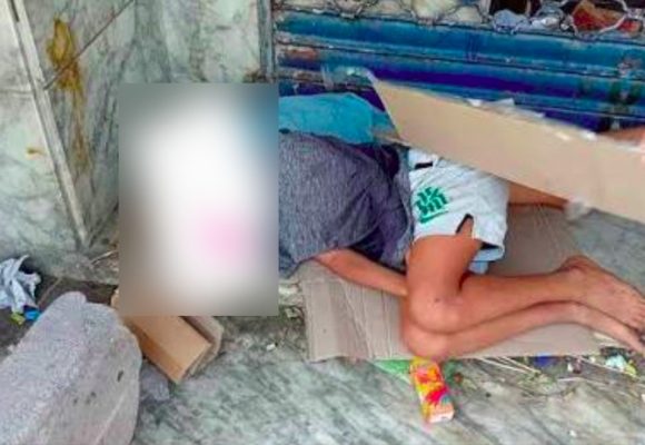 أطفال يفترشون الأرض ليلا بساحة برشلونة بالعاصمة، المنظّمة الدولية لحماية أطفال المتوسط على الخط..