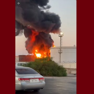 ليبيا: شركة البريقة تعلن اندلاع حريق بخزان وقود البنزين بمستودع الزاوية النفطي