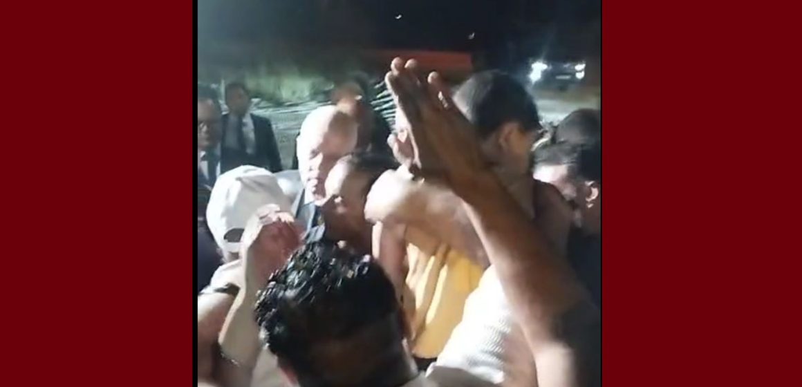 00 بعد القيروان، الرئيس يؤدي زيارة الى شط السلام بقابس