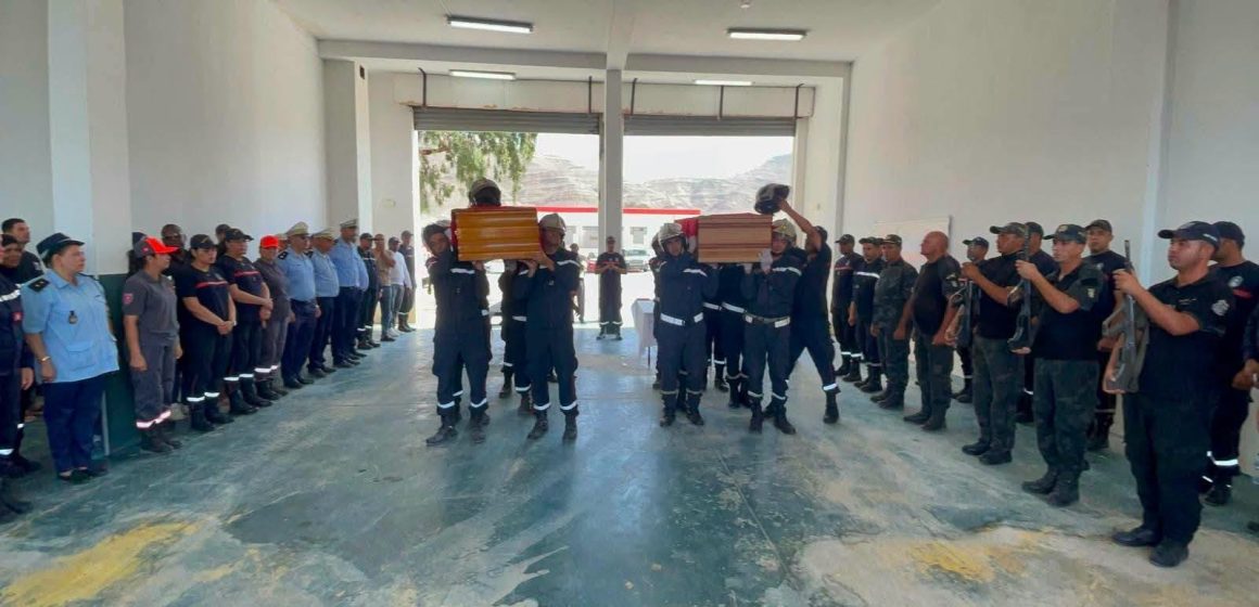 02 قفصة : موكب تأبين عوني الحماية المدنية رشدي بوعلاق و رضوان حاجي