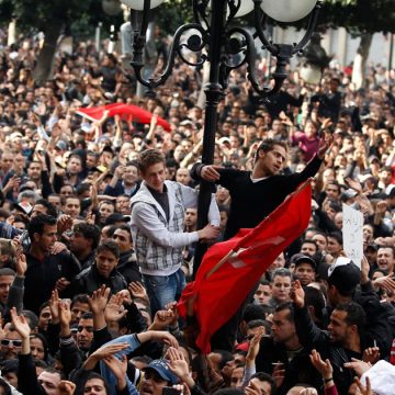 حول فشل الثورة التونسية