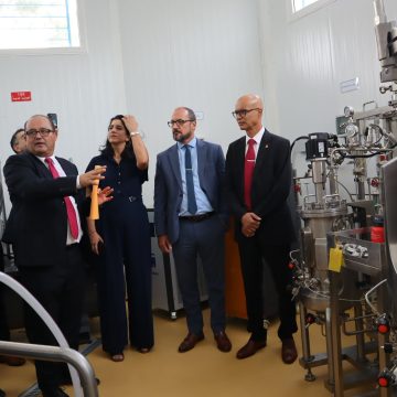 جامعة تونس المنار: افتتاح أول وحدة تجريبية للتخمير بالمعهد العالي للعلوم البيولوجية التطبيقية بتونس