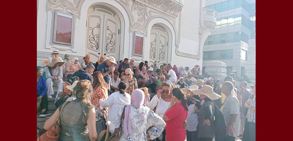 أصحاب الشهادات المعطلين عن العمل في وقفة احتجاجية فمسيرة غاضبة ثم الاعتصام المفتوح (فيديو و صور)