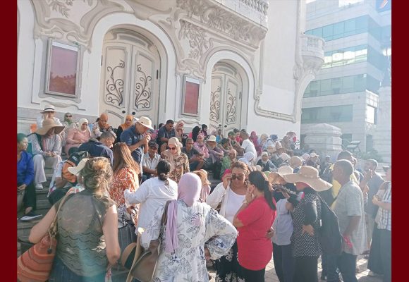 أصحاب الشهادات المعطلين عن العمل في وقفة احتجاجية فمسيرة غاضبة ثم الاعتصام المفتوح (فيديو و صور)