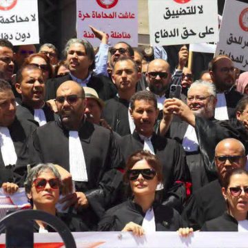فرع المحامين بالقصرين: “تونس تختنق… والمحاماة لن تصمت”