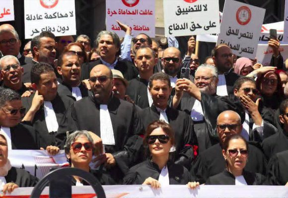 فرع المحامين بالقصرين: “تونس تختنق… والمحاماة لن تصمت”