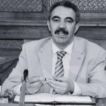 00 مراسم موكب جنازة المهندس محمد صالح العرفاوي، وزير التجهيز الأسبق