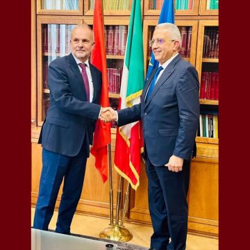 00 روما: جلسة عمل بين وزيري الصحة التّونسي والإيطالي