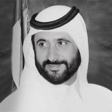 رحيل الشيخ أحمد بن راشد آل مكتوم، حداد رسمي و تنكيس الأعلام لمدة 10 أيام في الإمارة