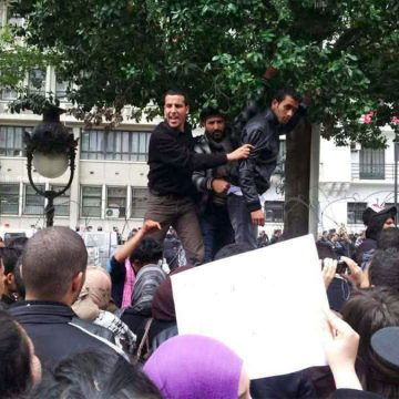 قيس بوزوزية الأستاذ الحزامي: احتجاجا على ايقافه، قيس بوزوزية مضرب عن الطعام