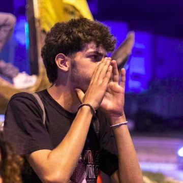 رضا مبارك والد الطفل المعتقل آدم ينفي ما تم تداوله حول تقديم القاضي التزاما لامضائه