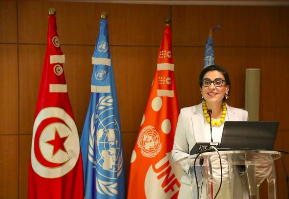الأمم المتحدة تونس: نسبة الأمية: 22.4% لدى النساء و 12% لدى الرجال