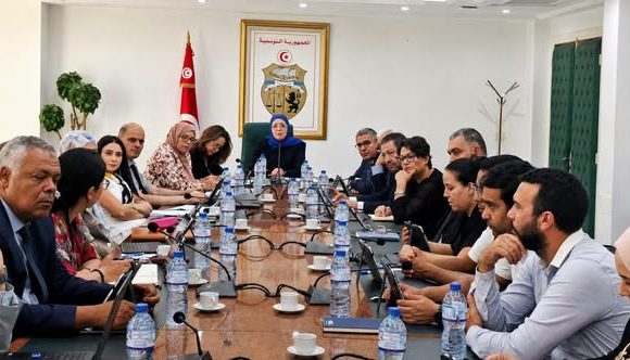 ️برنامج تأهيل الصناعة: المصادقة على ملفين باستثمارات تناهز حوالي 63 مليون دينار