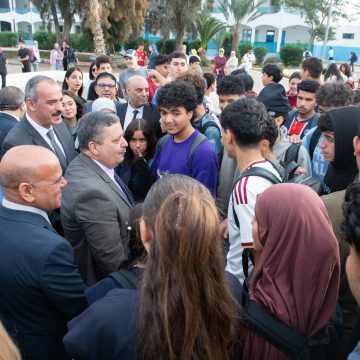 أريانة: وزير التربية يتخذ عدة إجراءات في المؤسسات التربوية برواد أريانة: وزير التربية يتخذ عدة إجراءات في المؤسسات التربوية برواد