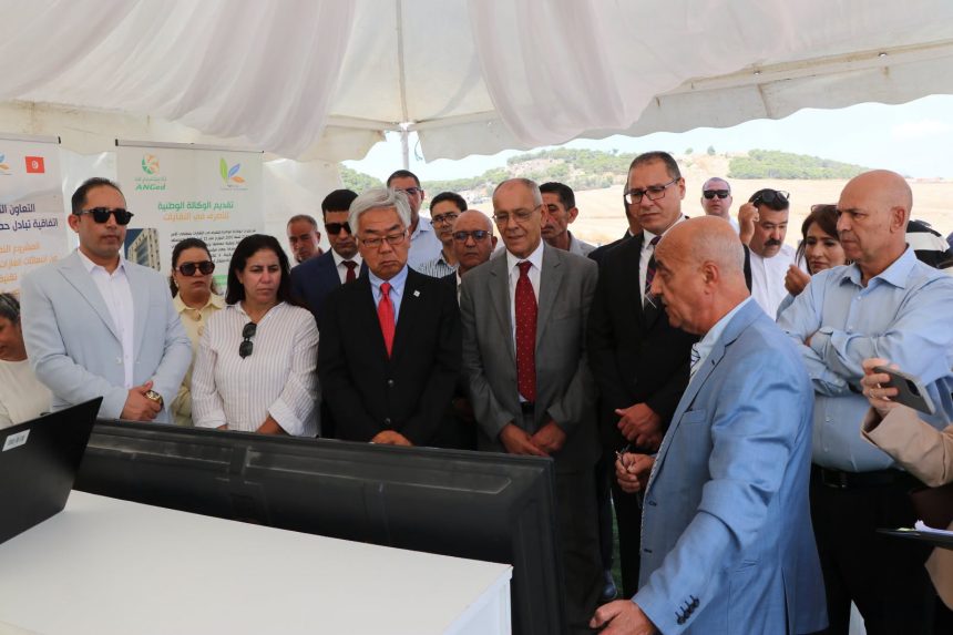 تدشين المشروع النموذجي للحدّ من انبعاثات الغازات الدفيئة من النفايات المودعة بولاية باجة