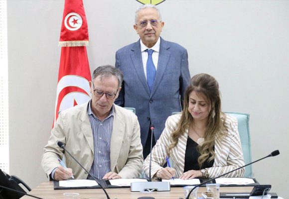 مذكرة تعاون بين معهد صالح عزيّز ومعهد باولي-كالمات بمرسيليا