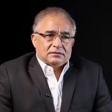 محسن مرزوق في اعلان وفاة والدته: “لن أكون يجانبها لأحفر الأرض لها بيدي…”