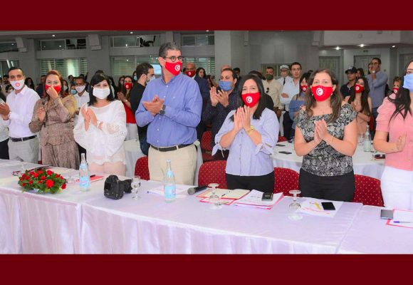 الدائرة الاستعجالية بابتدائية تونس توقف أشغال مؤتمر الدستوري الحر