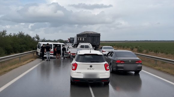 حادث الطريق السيارة أ سوسة- تونس: إصابات في حادث مرور وغلق جزئي للطريق (فيديو)
