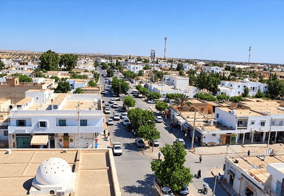 بئر علي بن خليفة: أسباب توقف الدروس في 8 مدارس لليوم الثالث على التوالي