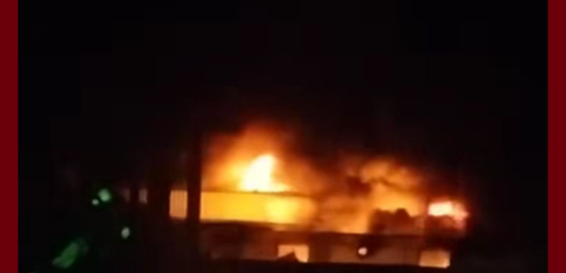 منزل بوزلفة: “حالة غليان في صفوف المحتجين اثر وفاة أحدهم في حادث امام مصنع الذباب و أنباء عن حرقه”