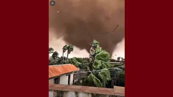 بالفيديو/ المهندس حشاد يعلق على الزوبعة التي ضربت صقلية في الجهة المقابلة و القريبة لسواحلنا