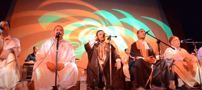 أكتوبر الموسيقي بالمكنين: “أهازيج” عرض صوفي للشيخ المازري الحاج علي (فيديو)