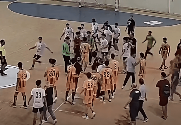 أحداث عنف/ قرارات صارمة ضد عدد من اللاعبين في الإتحاد الرياضي بصيادة و الترجي الرياضي التونسي