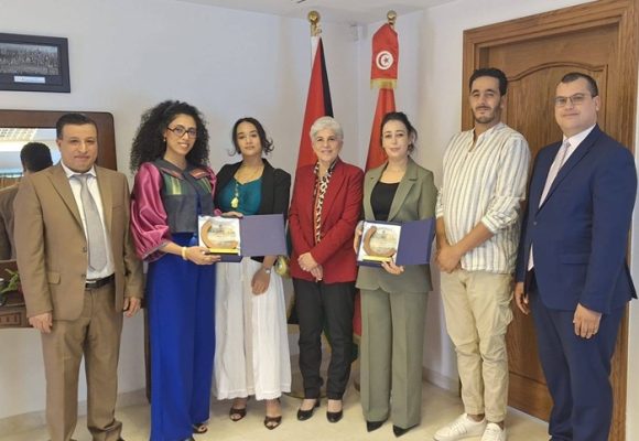 مهرجان مسرح الطفل العربي بالزرقاء