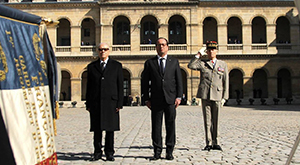 Francois Hollande accueille Béji Caid Essebsi à Paris