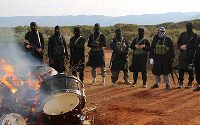 Daech brule le instruments de musique