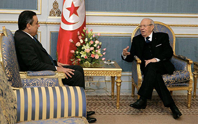 Caid-Essebsi-recoit-Jomaa