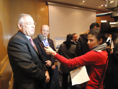 Jean-François Marguet se prête à l'exercice des interviews.