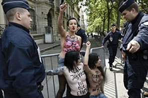 Femen-Ambassade-Egypte