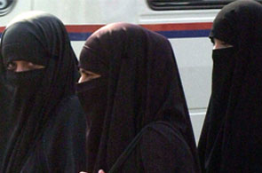 niqab 10 24